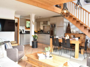 Chalet cosy avec mezzanine, poêle à bois, wifi et parking - Méribel - FR-1-180-570